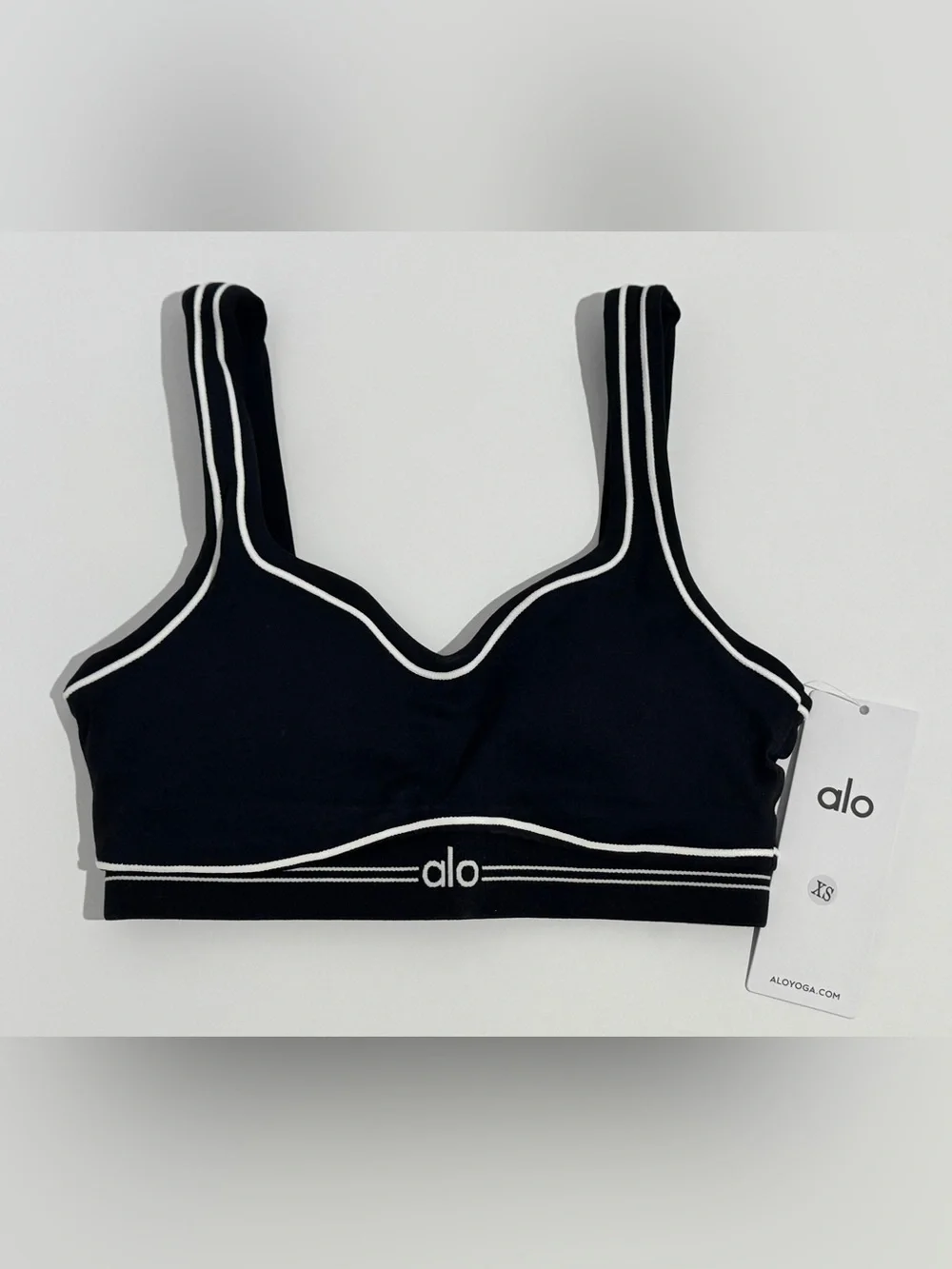 ALO Yoga Airbrush Heart Throb Bra Black/White
